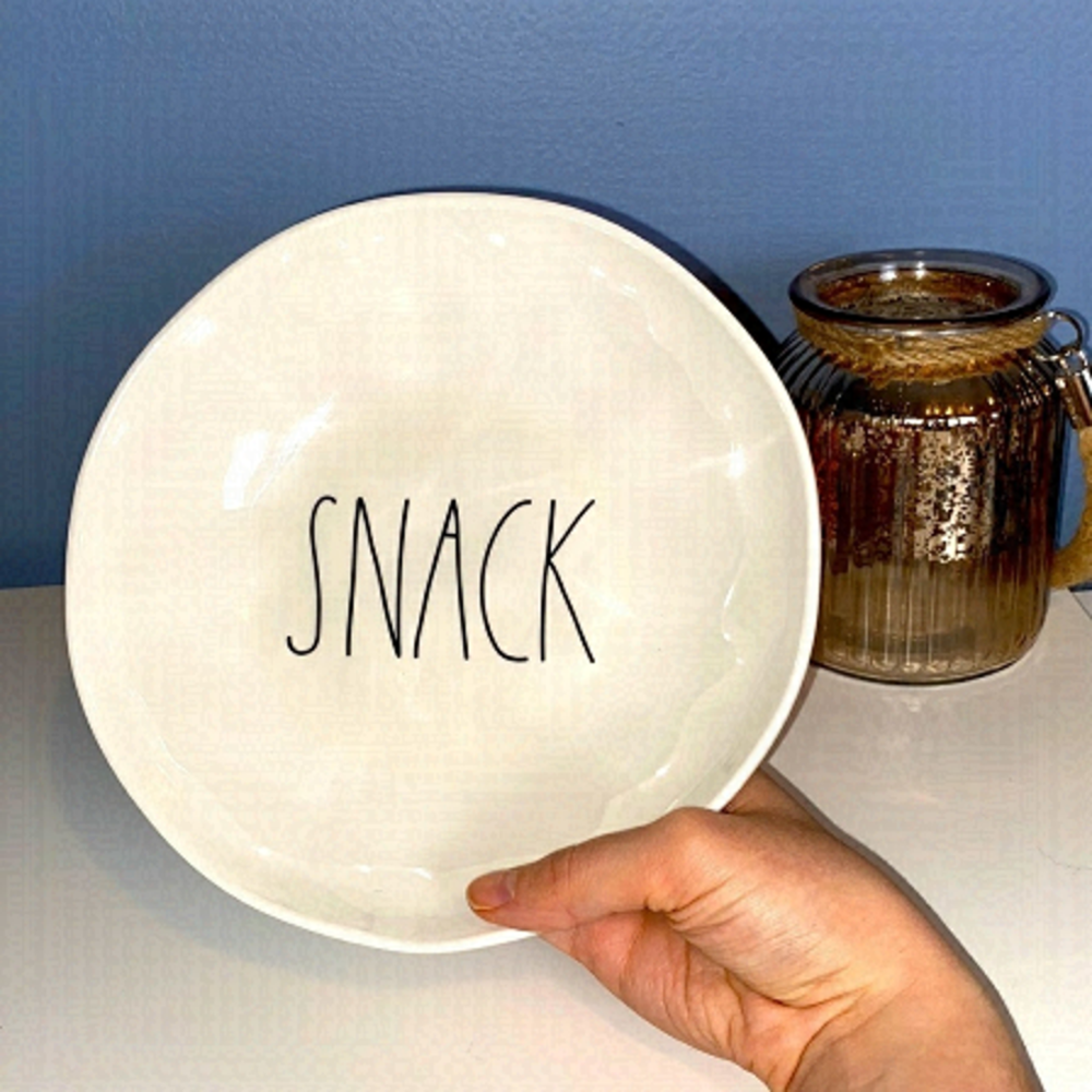 Nwot RAE DUNN “SNACK” Salad Bowl